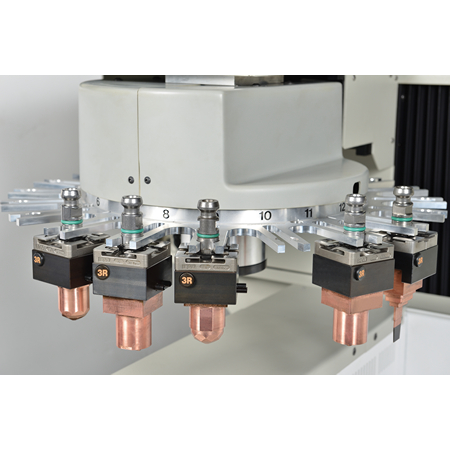 Auto Tool Change system enhancing both productivity and machining accuracy.