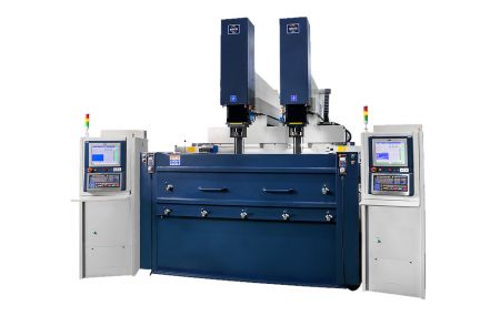 3-Axis Twin-Head High Speed EDM machine|X travel 2600mm - NEUAR CNC-A2600-2E2 Machine Appearance